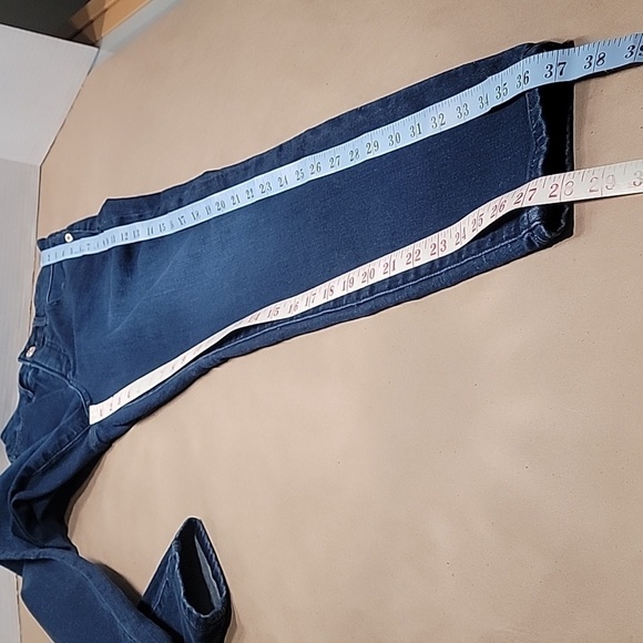 Express, Curvy Skinny, Size 2R, High-Waisted Jeans, Dark Wash, EUC - Picture 5 of 12